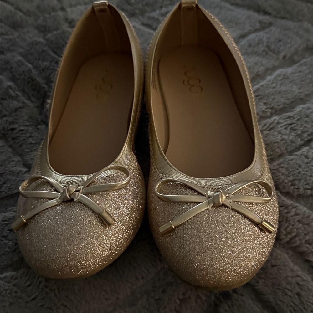 Elegant Gold Glitter Ballet Flats